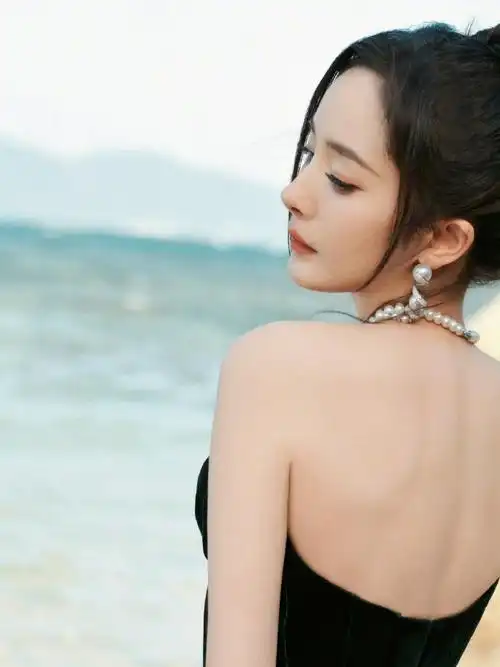 杨幂关雪##杨幂没有一顿火锅解决不了的事