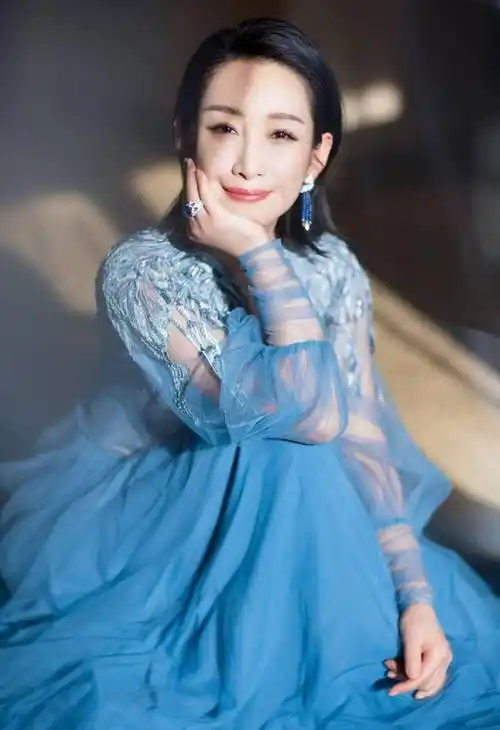 原创秦海璐被相恋4年的李厚霖分手36岁嫁二婚的王新军后苦尽甘来