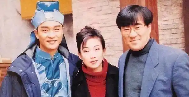 李宗盛,林忆莲:离婚20年后,他三婚娶小27岁娇妻,她仍形单影只