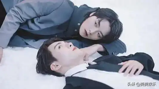 曾舜晞的初吻给了谁曾舜晞的荧屏初吻给了谁