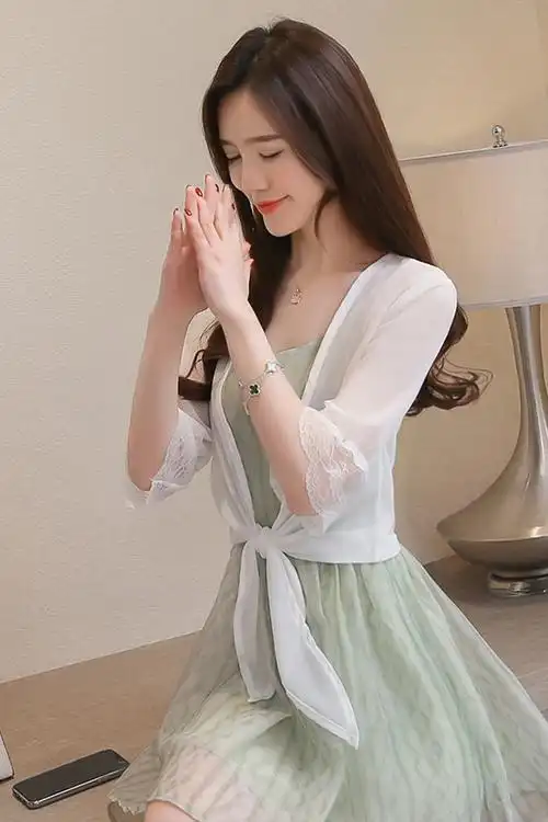 夏季薄款小披肩短外套女防晒衣百搭短款小坎肩雪纺开衫空调衫