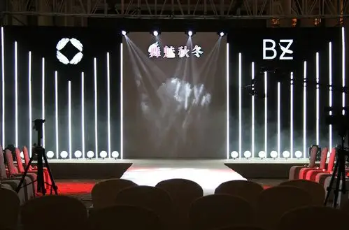 4月的一场小型服装发布会舞美设计