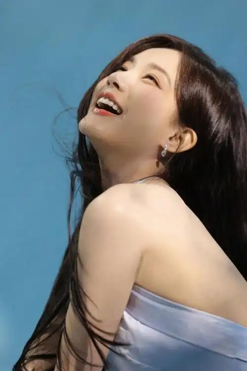 谁懂李一桐笑起来的感觉,温柔的氧气女神!