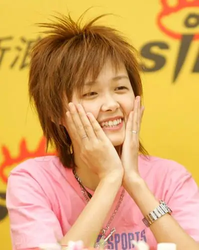 组图:超女总冠军李宇春做客新浪聊近况(10)