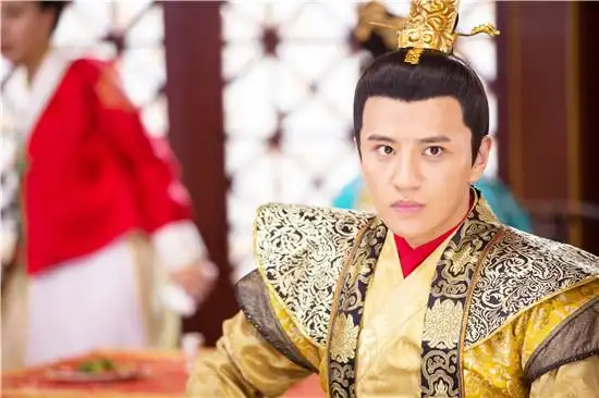 《新济公活佛》热播 杨浩煜杠上陆昱霖-搜狐娱乐!!!