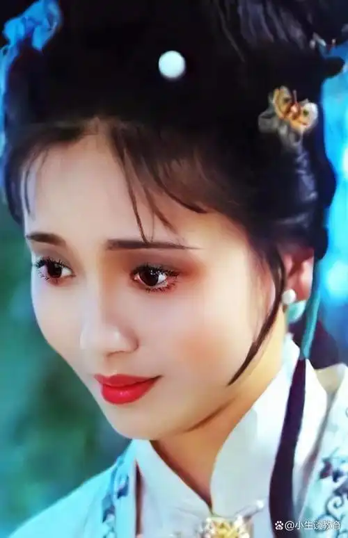 越剧名伶,国家一级演员,大校军衔的陶慧敏,曾经以林黛玉和小白菜的