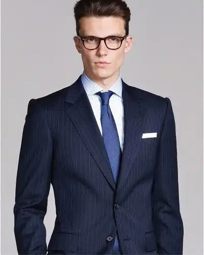 西装该选什么颜色?