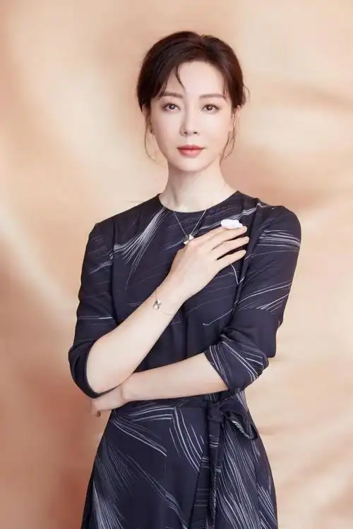 年纪越大越漂亮的女星,我只服这5位,年轻时一般,快40岁才变美|刘涛