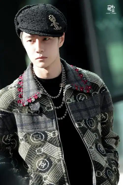 王一博香奈儿品牌形象大使##王一博巴黎时装周##香奈儿大秀