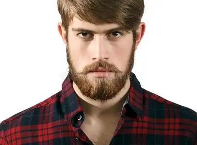 胡须男前后图片