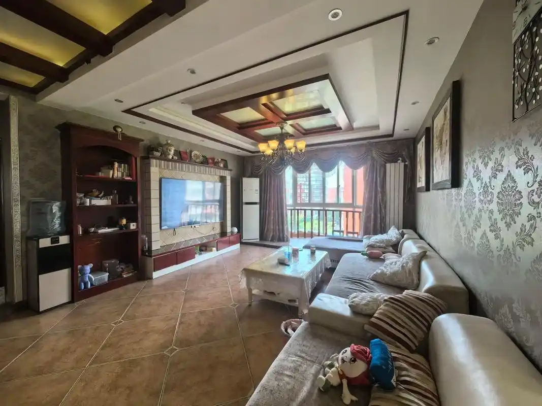 斯坦福 140平 三室二厅二卫 精装修 县直育英兴华区域 另 - 抖音