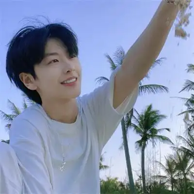 受姐姐们喜欢的最新小奶狗男头 真人帅气干净的纯欲风男生头像_男生