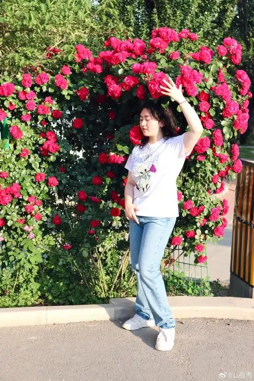 『下凡的仙女是我 明眸皓齿冰肌玉骨美在美瞬间95