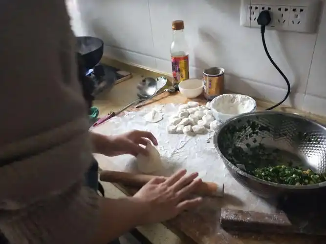 享受包饺子的乐趣