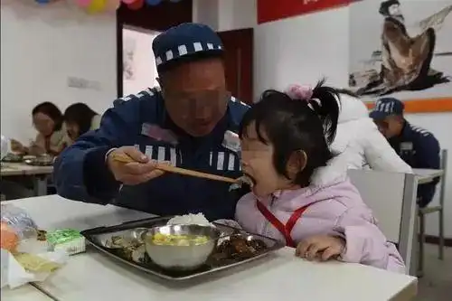 父母孩子爱人谁是在监狱坐牢的人最思念的人