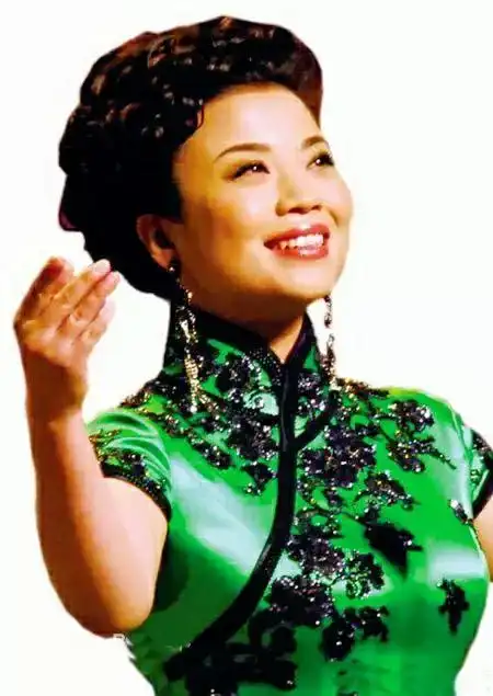 女高音歌唱家张也唯美高清写真珍藏版