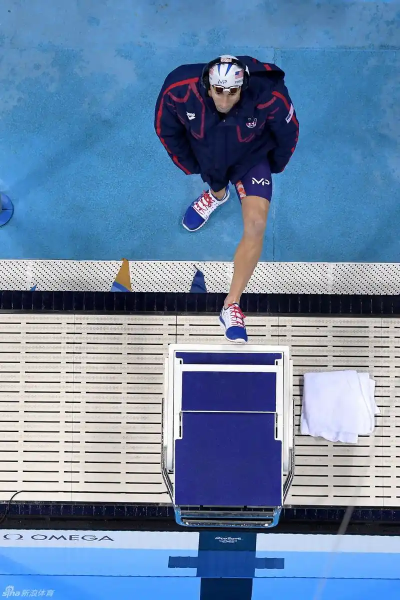 菲尔普斯出战男子100米蝶泳预赛_高清图集_新浪奥运_新浪网