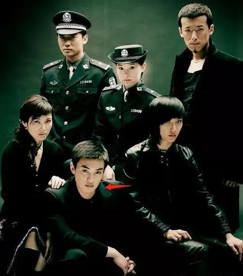 人帅演技好,但怎么捧都不红,只能当"男2"的6位男星,很委屈