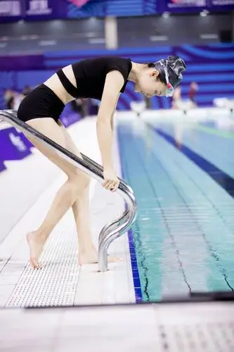 金晨超新星全运会游泳图片