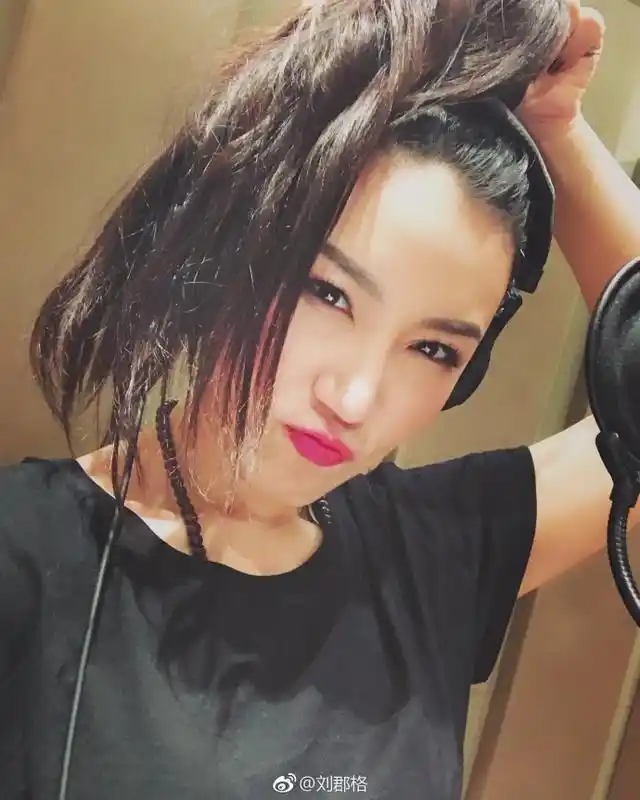 那刘郡格究竟是谁呢?为何会觉得她最有可能是本季的冠军呢?