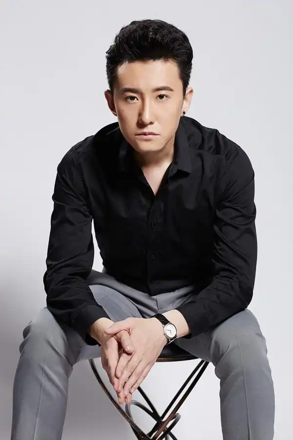 杀人魔画将上线王一姜潮两大型男交锋