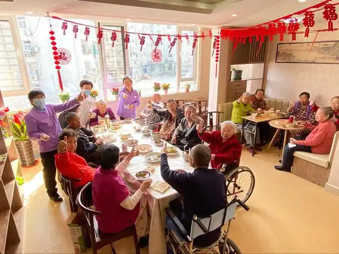 青岛养老院春节后入住火爆,怎么选择合适的养老院? - 美篇