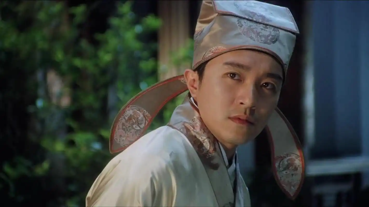 主义的经典之作"的《唐伯虎点秋香》是周星驰古装喜剧片的代表作之一