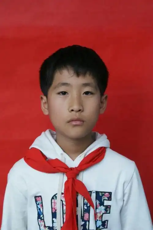 我们的母校,我们2011年的学生,现六年级,六年1.2.3.4.5.6.7.8.