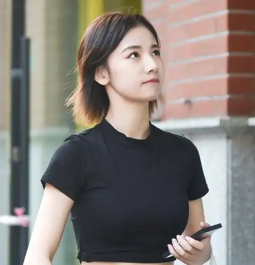 观秀组周末安利有感赵粤短发多图预警