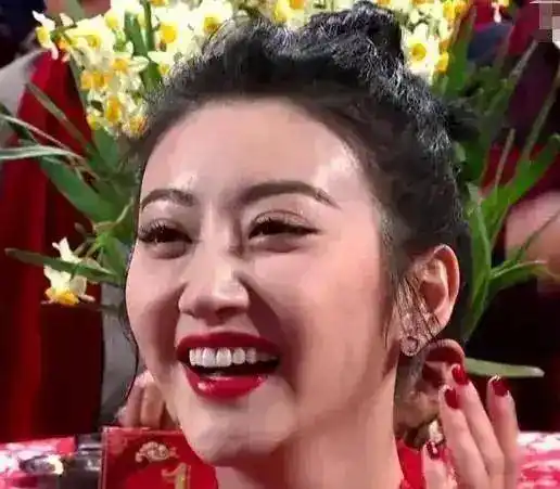 原创当女明星开怀大笑时杨颖嘴变大赵丽颖可爱最后一位很治愈