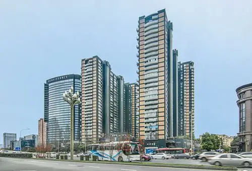 桐梓林 曼哈顿·首座 -- 元/m月             王岺燕wanglingyan 成都