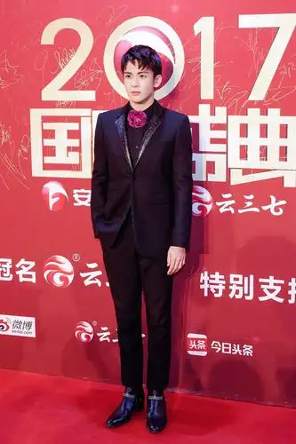 曾舜晞受邀出席国剧盛典 荣获"媒体推荐男演员" 感恩观众