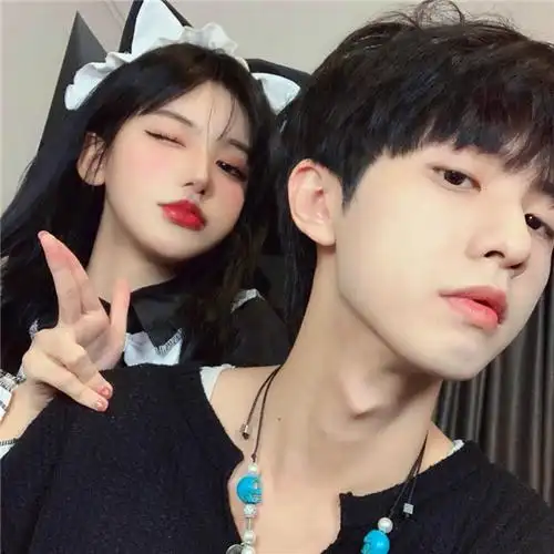 绝版ins情侣头像真人