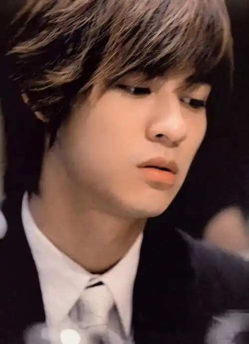 周渝民自曝已放弃生二胎5岁女儿性格敏感需陪伴一胎足矣