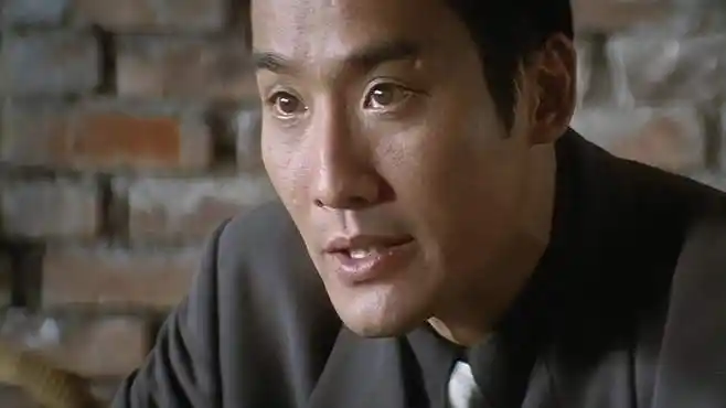 黑金:梁家辉出演的黑老大,一直被模仿从未被超越,这段太经典了