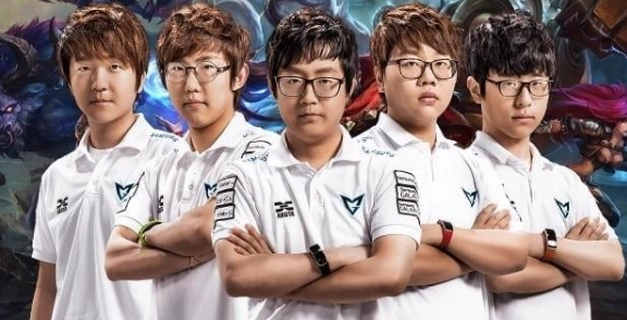 外媒记者评选历届s赛冠军排名:三星白第一,2015年的skt第二