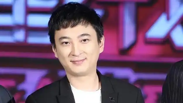 黄一鸣自曝孩子生父是王思聪,毫不掩饰自称命好,孩子撞脸王健林