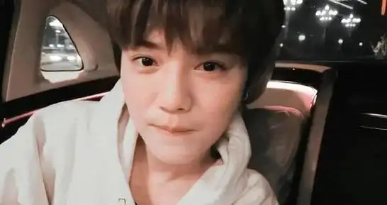 一张照片揭露了鹿晗的尴尬处境陈道明的话被印证了