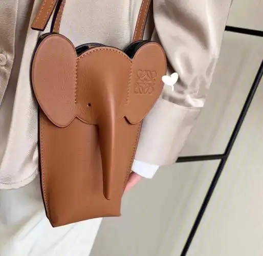 罗意威大象手机包