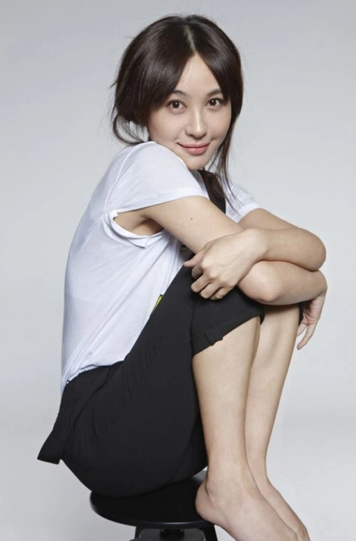 什么叫"一笑百媚生"?看看早期出席活动的李菲儿,你就知道了吧