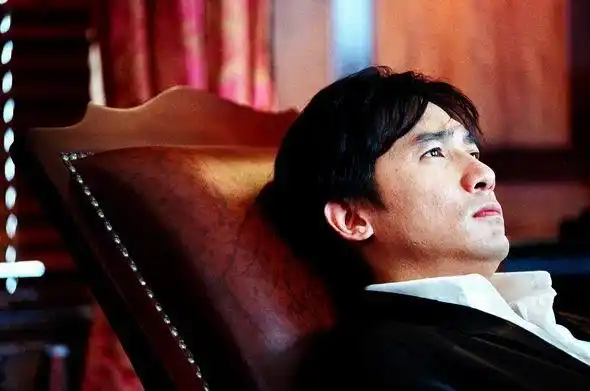 电影《无间道Ⅲ:终极无间》剧照:梁朝伟点击此处查看其它图片