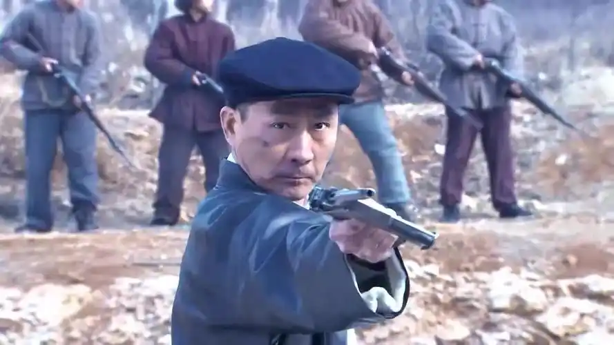 飞虎队:张子健王者归来,竟盯上鬼子火车,天天扒车抢物资!