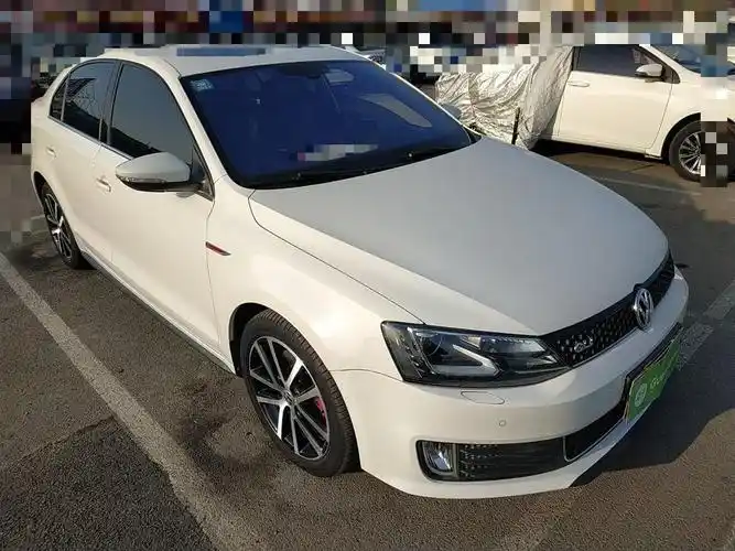 大众速腾 2013款 2.0t 自动 (国Ⅳ)