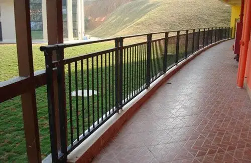 温州锌钢栏杆哪家好_选择佛山市蓝叶建五金