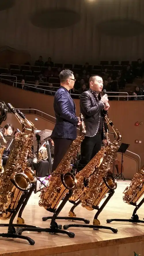 汤迎老师白色情人节 浪漫萨克斯音乐会精彩照片集锦