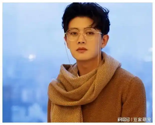 "欢瑞"历届艺人现状,任嘉伦,杨紫,成毅对比,差异很明显|杨幂|李易峰