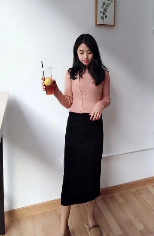 身高167:体重100斤,穿80长s码效果下面是店内买家秀,盗图必究推荐给