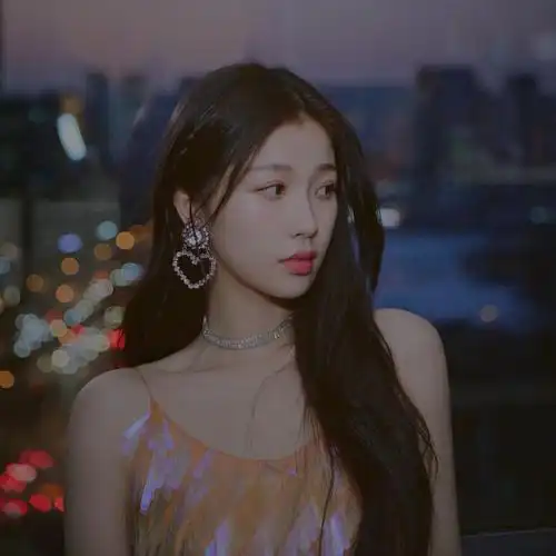 好看的虞书欣头像