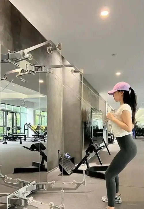 金晨|新浪|腹肌|模特|李斯丹妮_网易订阅