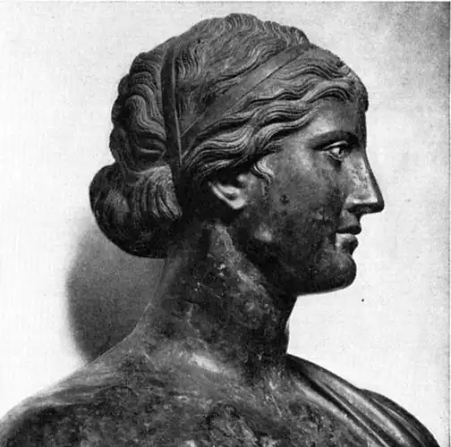 法国奥塞博物馆的萨福形象《缪斯》(muse):希腊神话中,总共有九位